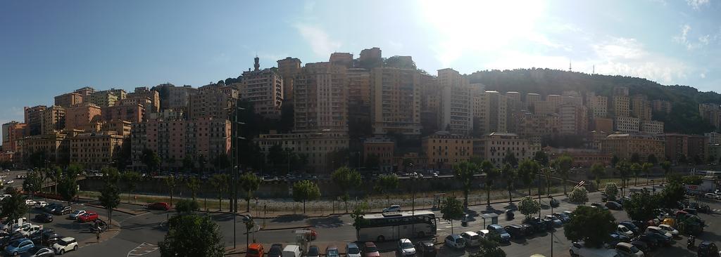 Da Marcello Hotel Genova Eksteriør billede